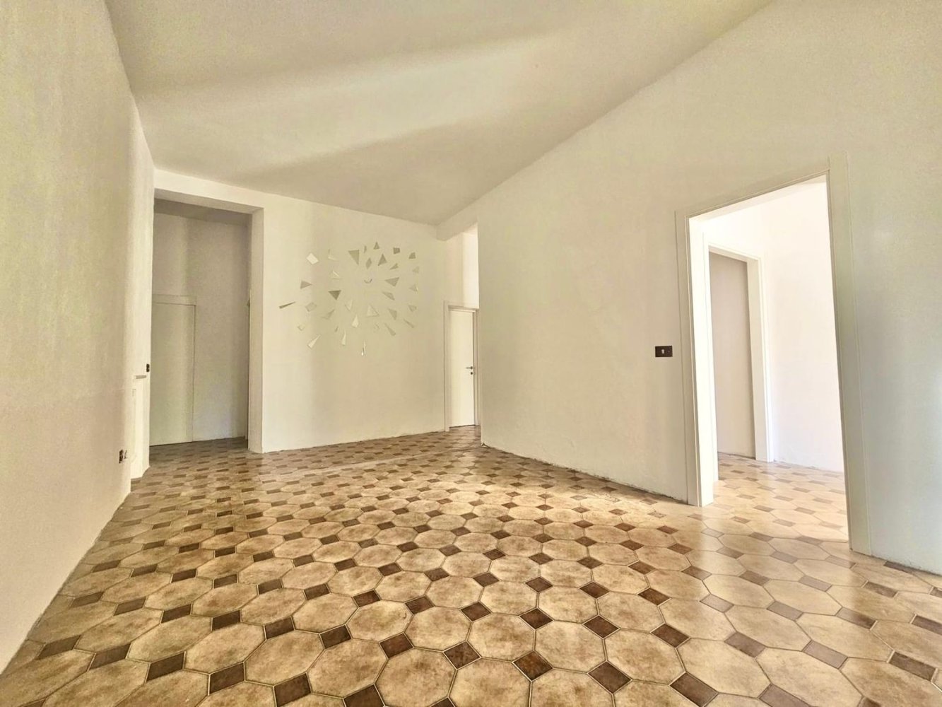 5 bedrooms Apartment in Forlì, Italy No. 334479