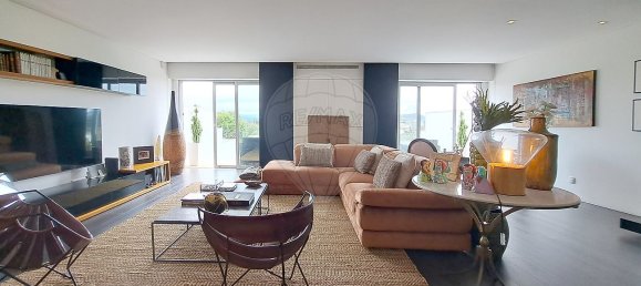 3 bedrooms House in Viana do Castelo, Portugal No. 22986 3