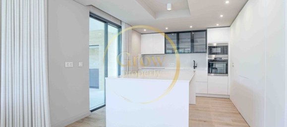 4 bedrooms House in Quarteira, Portugal No. 104245 8