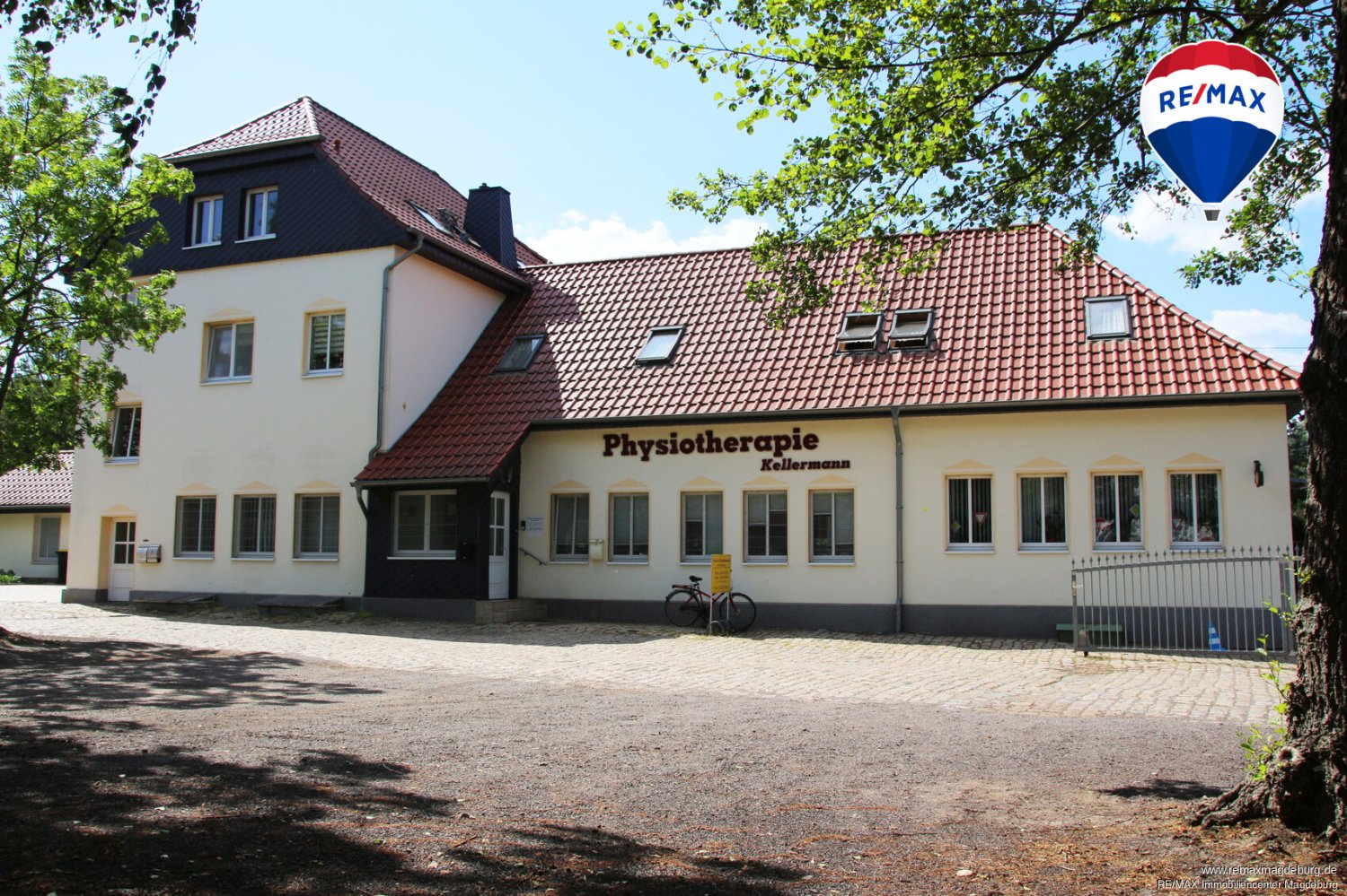 6 rooms Building in Jerichower Land, Germany No. 142197