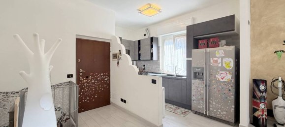 3 bedrooms Apartment in Opera, Italy No. 318039 7