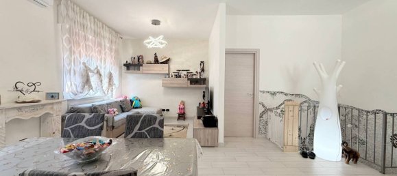 3 bedrooms Apartment in Opera, Italy No. 318039 6