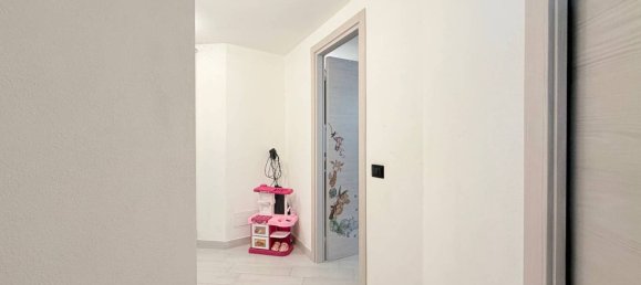 3 bedrooms Apartment in Opera, Italy No. 318039 20
