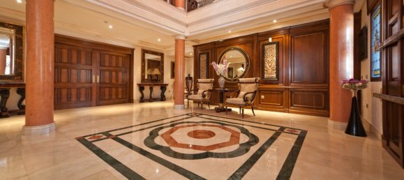 7 bedrooms Villa in Mijas, Spain No. 140024 16