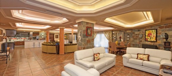 7 bedrooms Villa in Mijas, Spain No. 140024 18