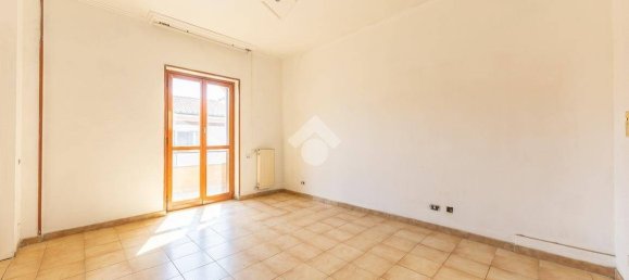 3 bedrooms Apartment in Rome, Italy No. 278000 4