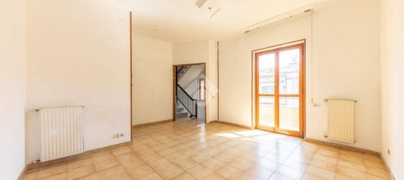 3 bedrooms Apartment in Rome, Italy No. 278000 5