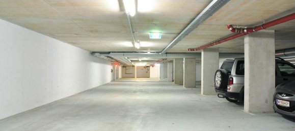 Garage in Vienna, Austria No. 203607 3