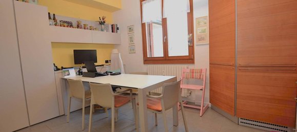 3غرفة شقة في Merate, Italy رقم 26730 26