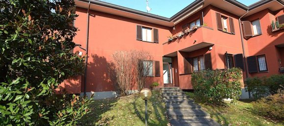 3غرفة شقة في Merate, Italy رقم 26730 13