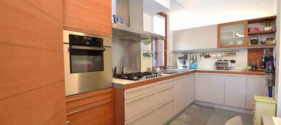 3غرفة شقة في Merate, Italy رقم 26730 35