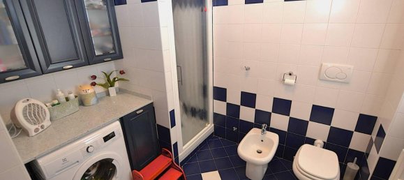 3غرفة شقة في Merate, Italy رقم 26730 51