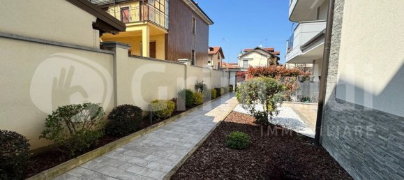 3 rooms Apartment in Vittuone, Italy No. 290547 32