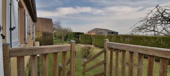 3 bedrooms House in Jouy, France No. 198373 3