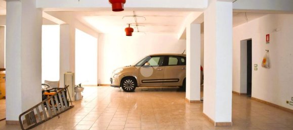 Гараж 247м² в Палуди, Италия № 272228 10