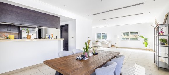 3 bedrooms Villa in Jumeirah Park, UAE No. 17697 7