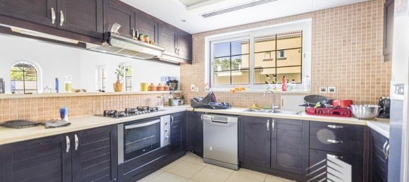 3 bedrooms Villa in Jumeirah Park, UAE No. 17697 6