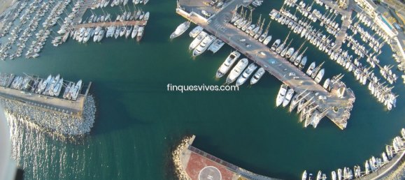 11 Schlafzimmer Haus in Sant Vicenc De Montalt, Spain, Nr. 23020 37