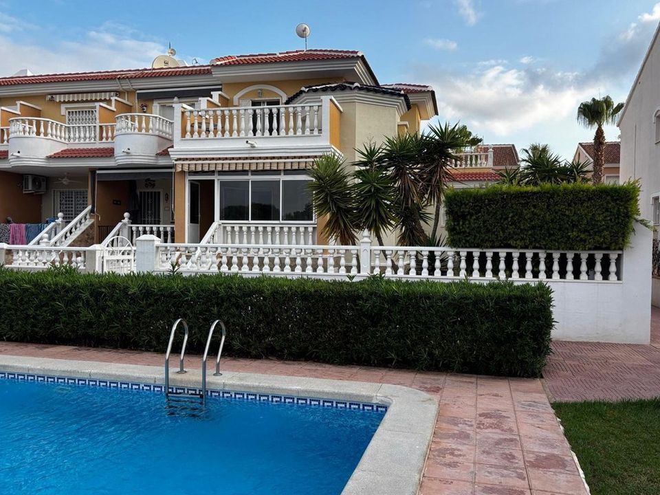 Duplex T4 em Ciudad Quesada, Spain N.º 189914