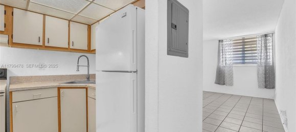1 chambre propriété commerciale à vendre à Miami, Miami-Dade, Florida, USA № 614651 13