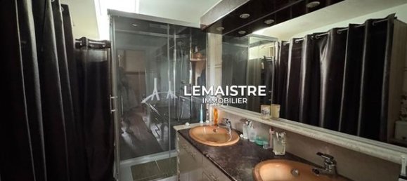 5 bedrooms House in Seine-Maritime, France No. 311966 11