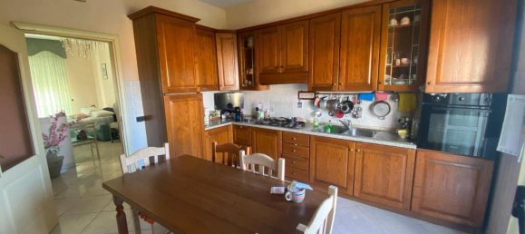 Дом с 4 комнатами в Ламеция Терме, Италия № 143857 7