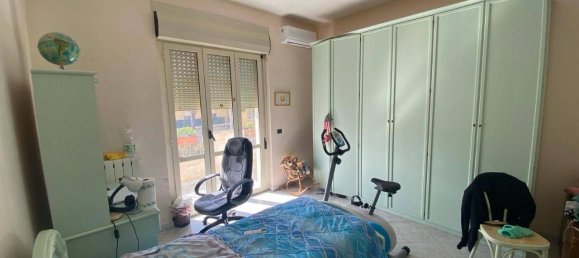 Дом с 4 комнатами в Ламеция Терме, Италия № 143857 12