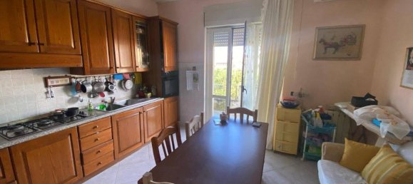 Дом с 4 комнатами в Ламеция Терме, Италия № 143857 9