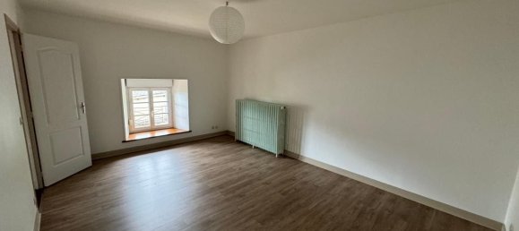 3 Schlafzimmer Haus in Saint-Victor-de-Buthon, France, Nr. 72754 12