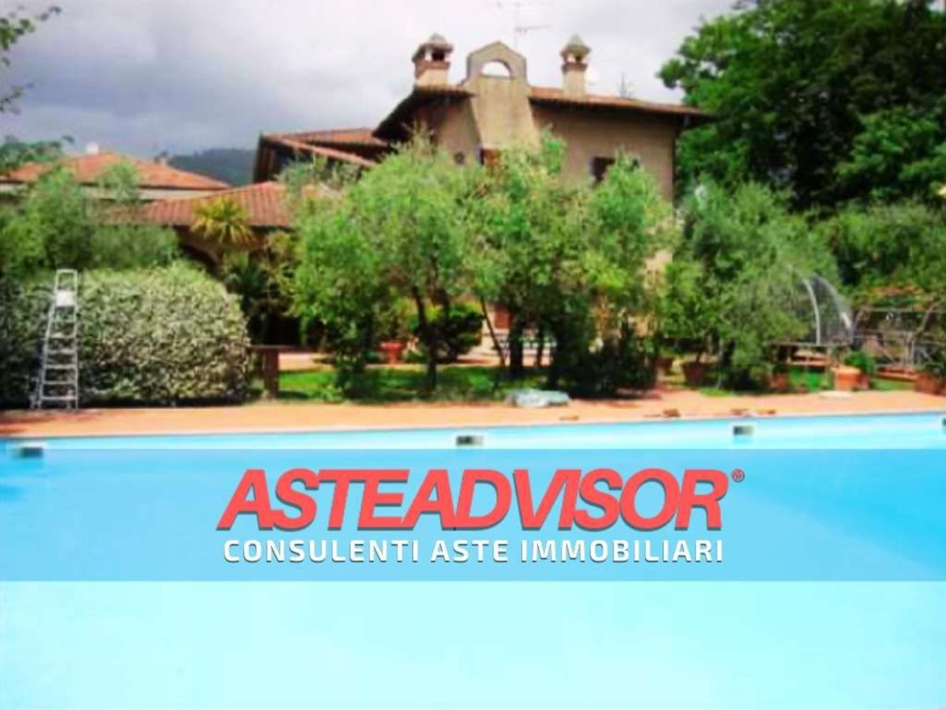 12غرفة فيلا في Massa, Italy رقم 281596