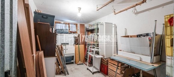 3 Schlafzimmer Wohnung in Vignola, Italy, Nr. 379668 18