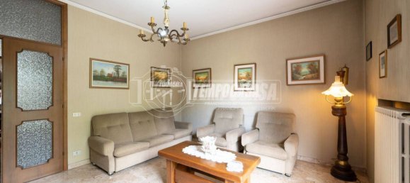 3 Schlafzimmer Wohnung in Vignola, Italy, Nr. 379668 25