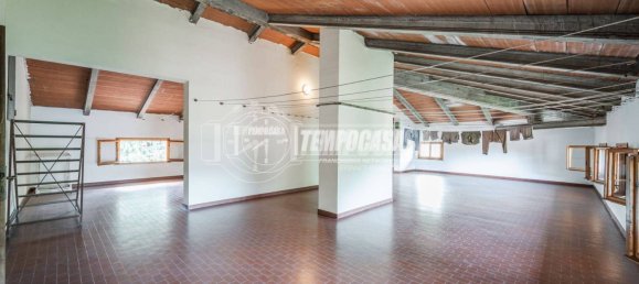 3 Schlafzimmer Wohnung in Vignola, Italy, Nr. 379668 17