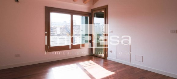 3 Schlafzimmer Penthouse in Portogruaro, Italy, Nr. 121158 23