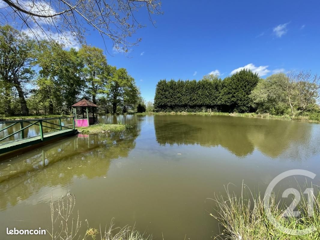 2 chambres Maison à Mouhers, France No. 71924