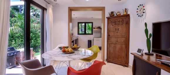 5 bedrooms Villa in Nueva Andalucia, Spain No. 4780 13