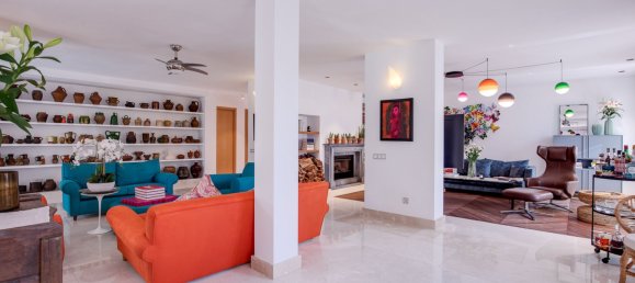 5 bedrooms Villa in Nueva Andalucia, Spain No. 4780 7