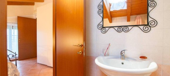 4-Zimmer Haus in Caselle Lurani, Italy, Nr. 42603 23