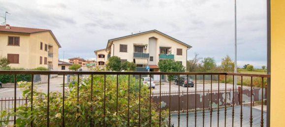 4-Zimmer Haus in Caselle Lurani, Italy, Nr. 42603 38