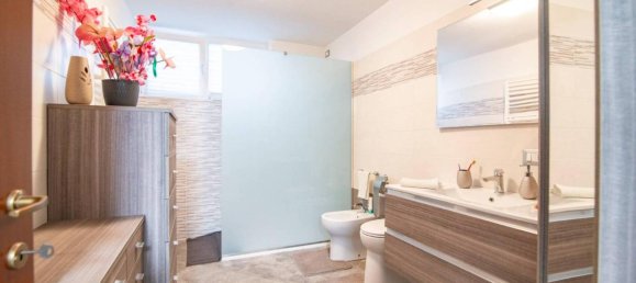 4-Zimmer Haus in Caselle Lurani, Italy, Nr. 42603 48