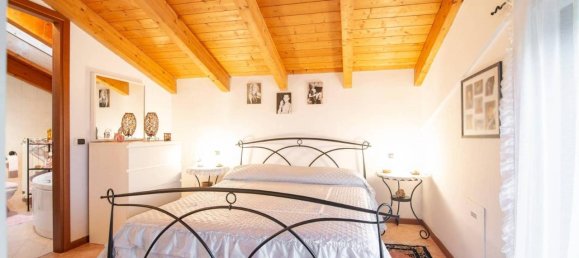 4-Zimmer Haus in Caselle Lurani, Italy, Nr. 42603 19