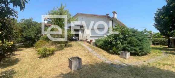 10غرفة فيلا في Udine, Italy رقم 292340 47