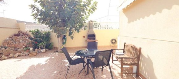 Casa de 4 dormitorios en Dehesa De Campoamor, Spain No. 188402 18