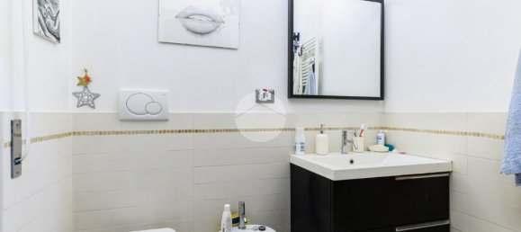 1 bedroom Apartment in Rome, Italy No. 371422 11