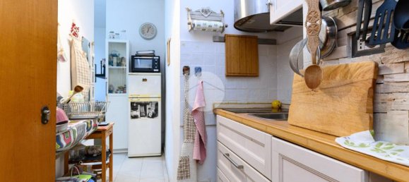 1 bedroom Apartment in Rome, Italy No. 371422 4