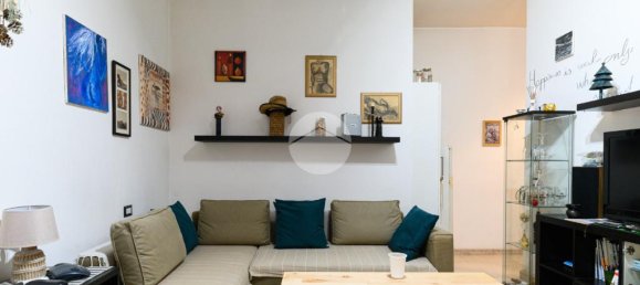 1 bedroom Apartment in Rome, Italy No. 371422 8