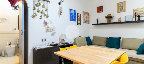 1 bedroom Apartment in Rome, Italy No. 371422 10