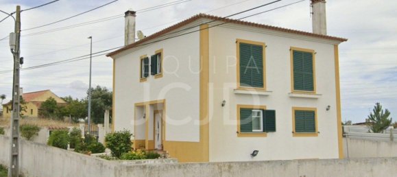 462m² Land in Alcoentre, Portugal No. 77048 2
