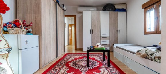 4 bedrooms House in Vegas del Genil, Spain No. 175191 2