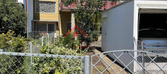 Moradia em banda de 7 divisões em Tuttlingen, Germany N.º 29679 29